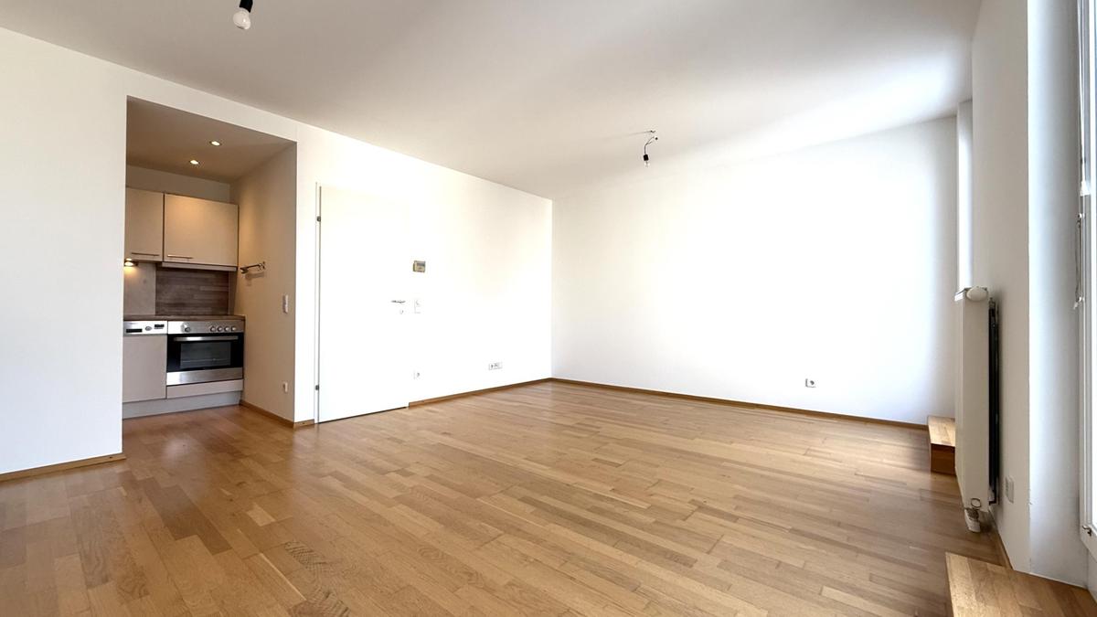 Wohnzimmer - Blick zur K�che