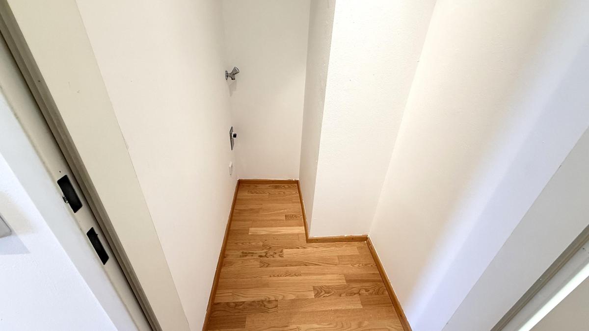 Abstellraum mit WM - Anschluss