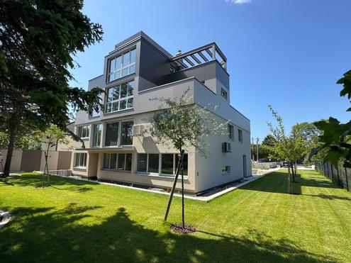 "Penthouse mit Sauna, Pools und eigenen Aufzug"