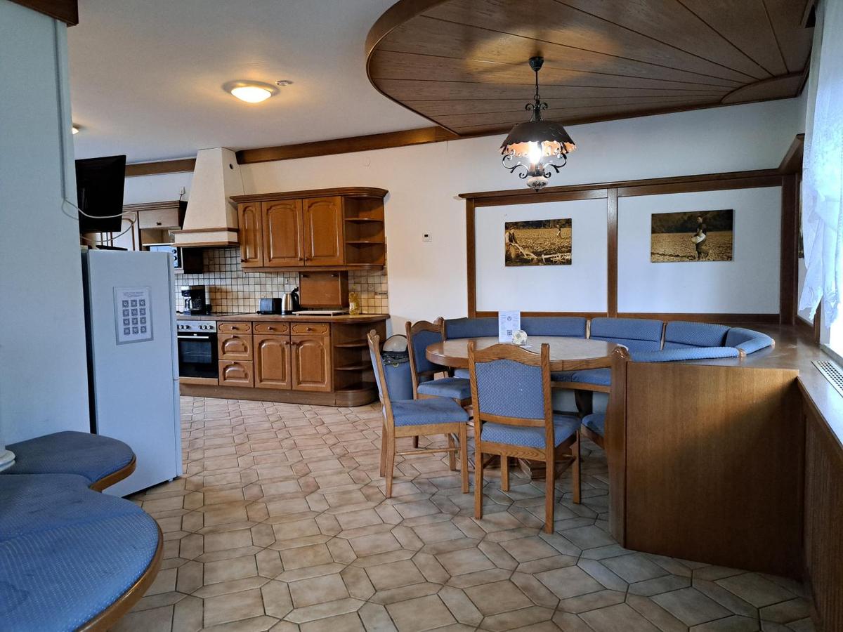 Essk�che EG hinten