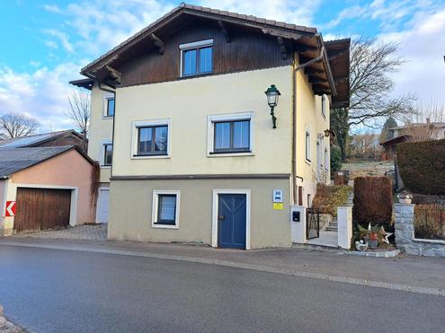 Familienst�tzpunkt- 2 Wohneinheiten mit getrennten Eing�ngen