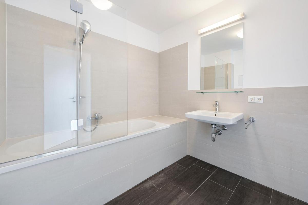 PMP273 AN-23122_JFW168-14