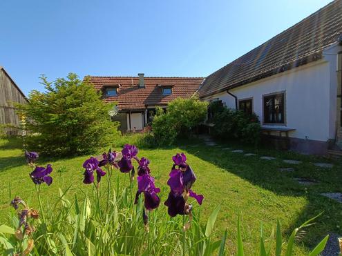 Charmantes Bauernhaus in l�ndlicher Idylle
