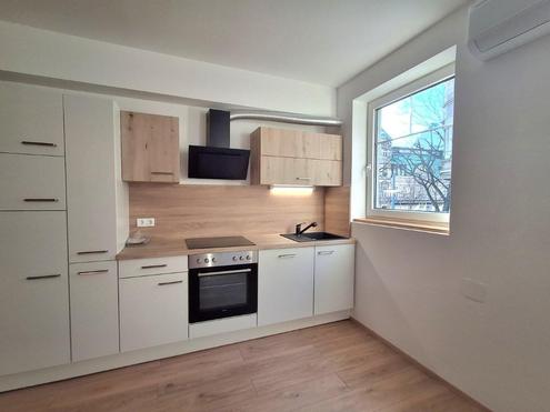 ''Ger�umige topsanierte 4-5-Zimmer Mietwohnung nahe U3 und U4''