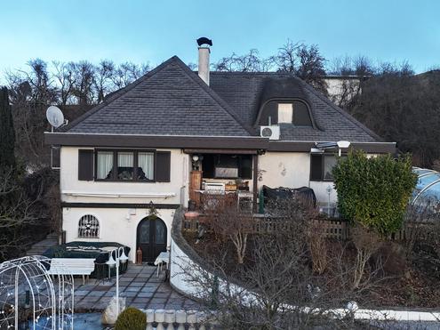 Au�ergew�hnliches Einfamilienhaus in Kreuttal