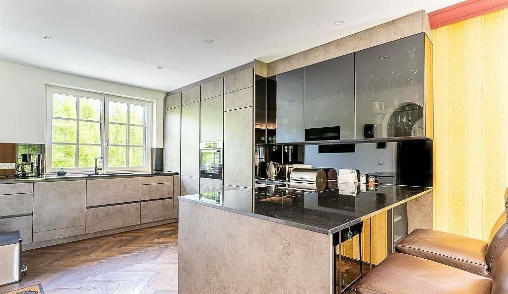 7 K�che mit Kochinsel 2721