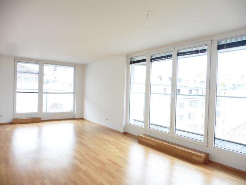 sch�ner, heller Wohnraum