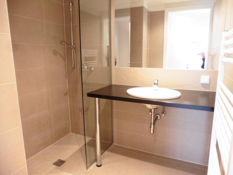 zweites Bad mit Dusche