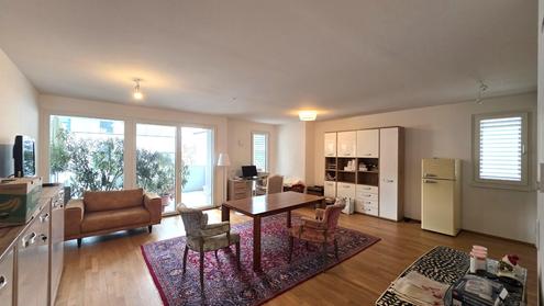 Top-ausgestattete Neubauwohnung mit gro�em Balkon in Ruhelage + AB M�RZ!!