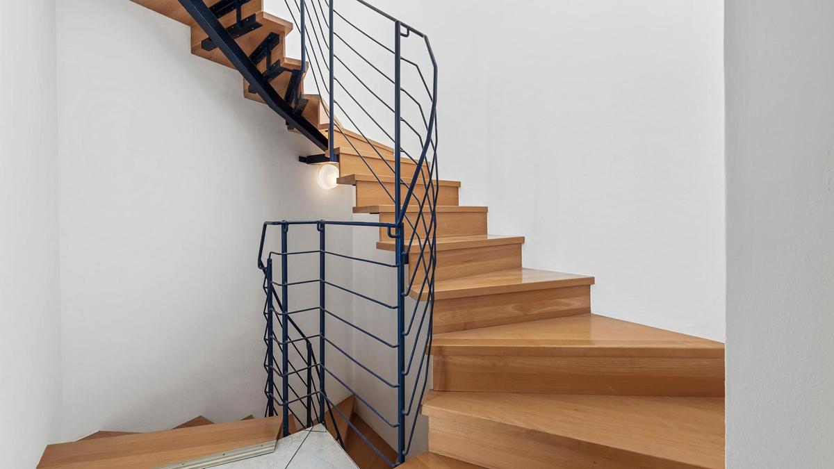 Stiege zum Dachgescho�