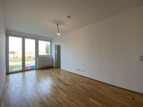 Neuwertige, top-ausgestattete, helle Neubauwohnung! Großzügiger Grundriss!