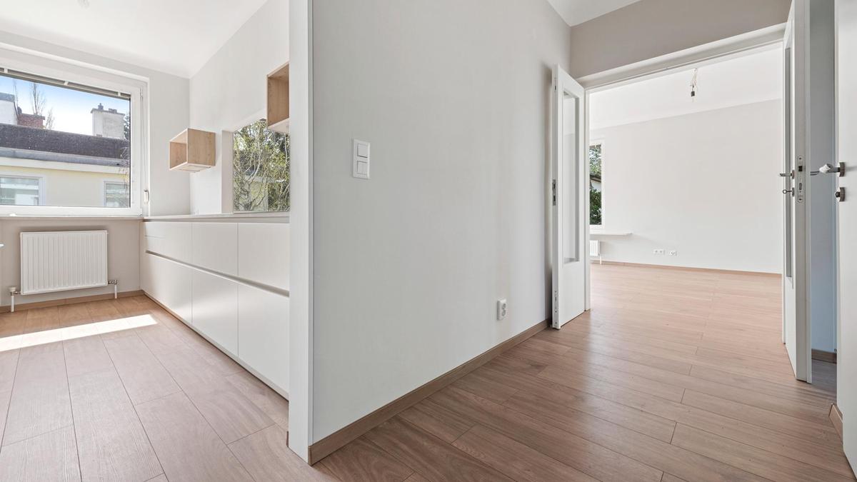 Eingangsbereich mit Blick zur K�che und Wohnraum