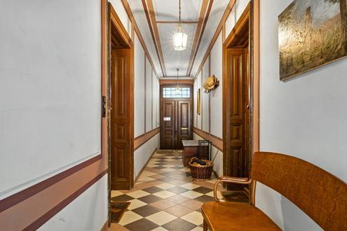 ATTRAKTIVE INVESTMENTCHANCE! Perfekt geeignet f�r Mehrparteienkonzepte oder Arbeiten &amp; Wohnen