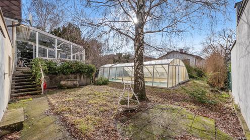 Leben zwischen Stadt &amp; Gartenidylle ? Einfamilienhaus mit Pool und Sauna in Floridsdorf