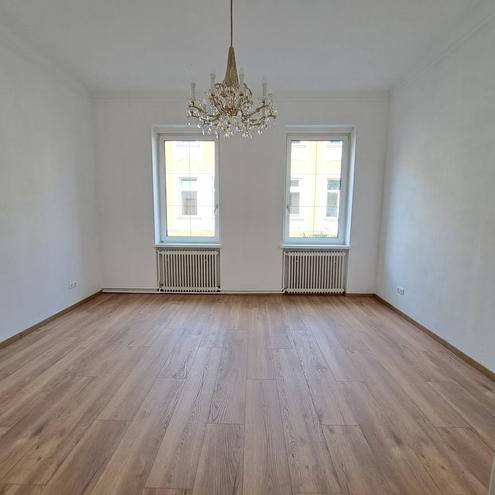 Neuer Preis! PROVISIONSFREI! Altbauflair f�r Mieter mit Ideen!