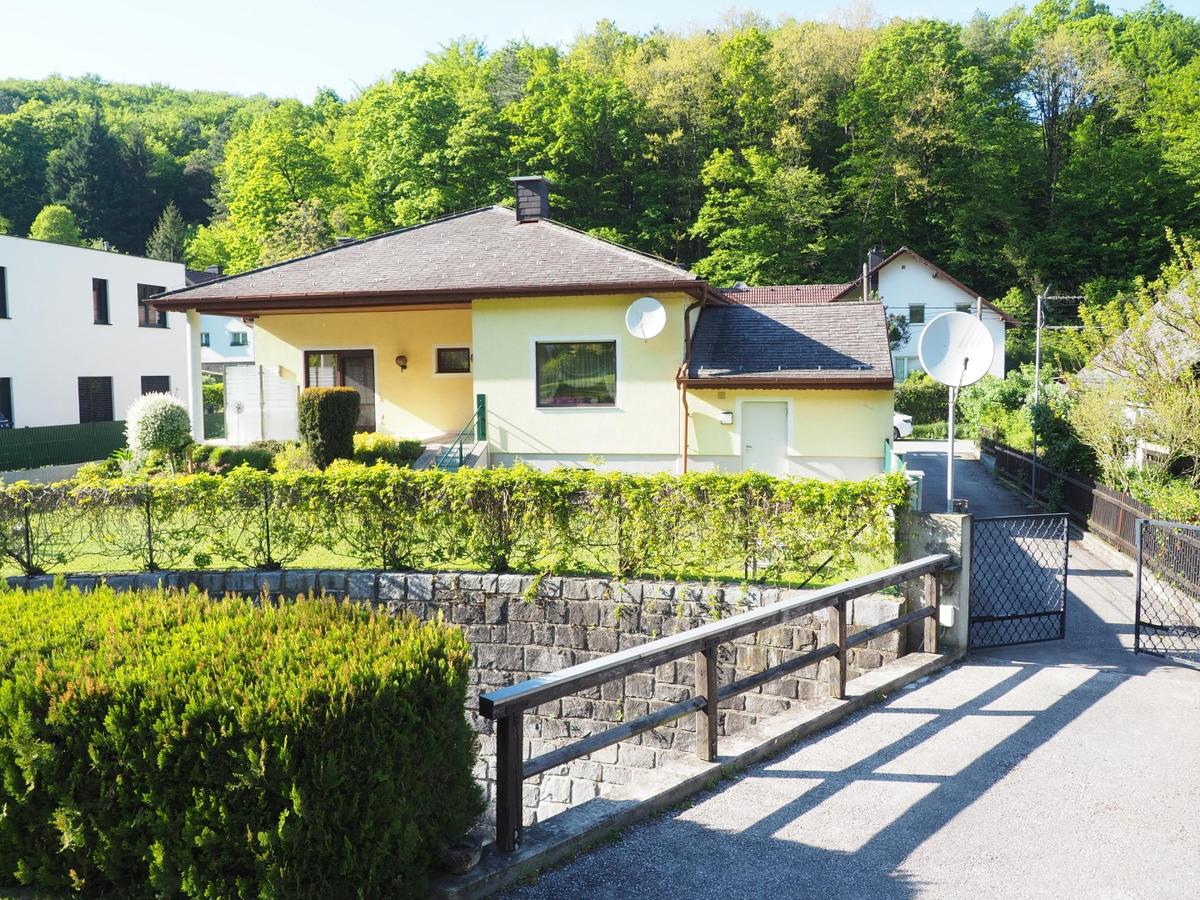 Einfahrt - Zufahrt Nachbar