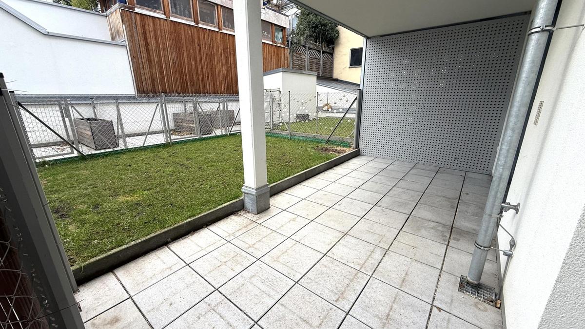 �berdachte Terrasse