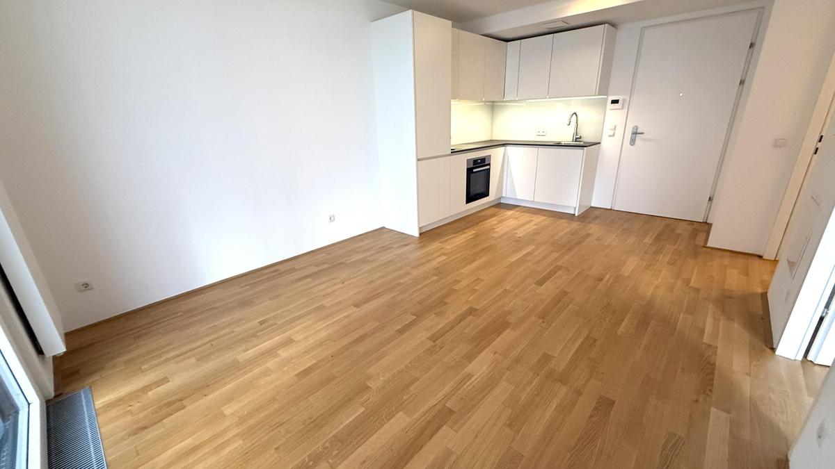 Wohnzimmer mit offener K�che