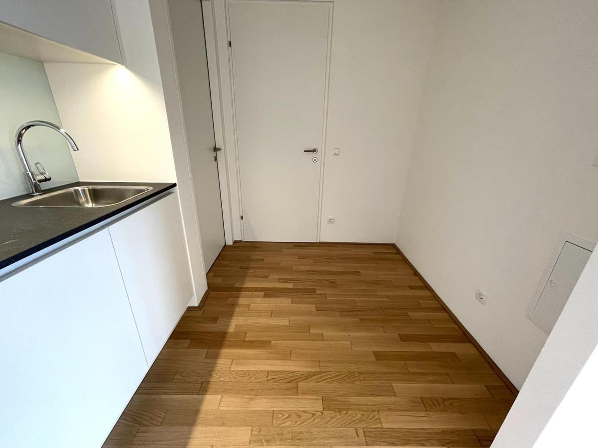 K�che und Abstellfl�che