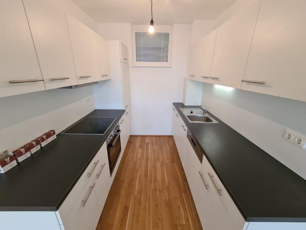 gro�e K�che mit Vollausstattung