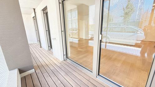 AKH-Nähe: Top-moderne, großzügig geschnittene 2-Zimmer-Neubau-Wohnung mit Loggia