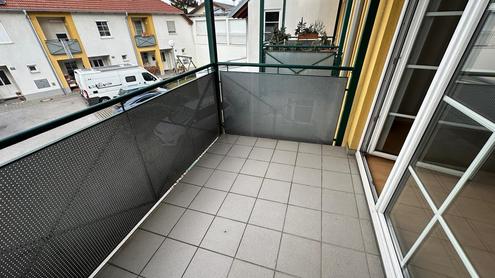 "Zentrumslage, Westbalkon!"