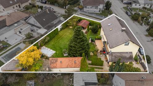 "gepflegtes Wohnhaus mit teilbarem Grundstück!"