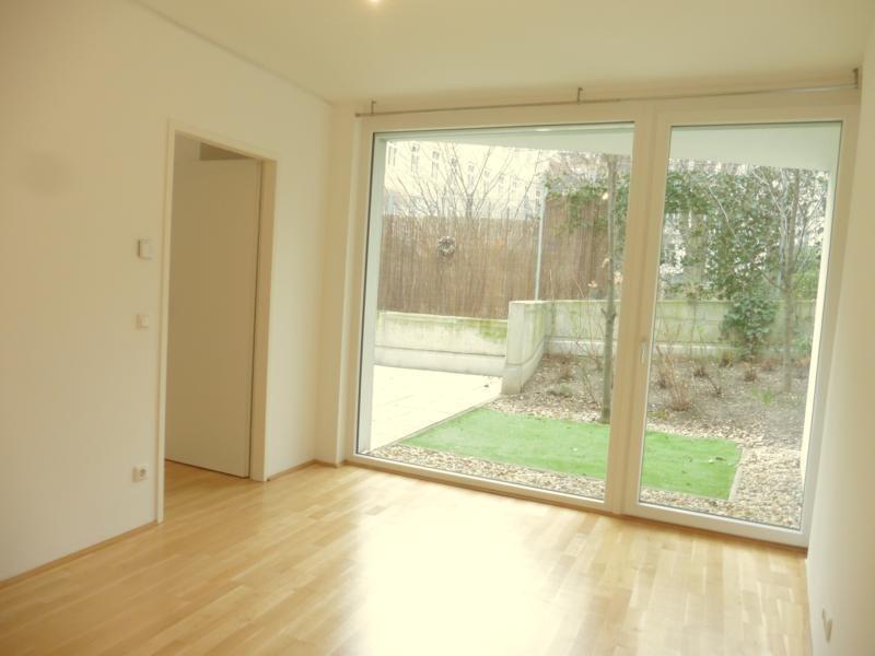 sch�ne, gro�e Fensterfl�chen