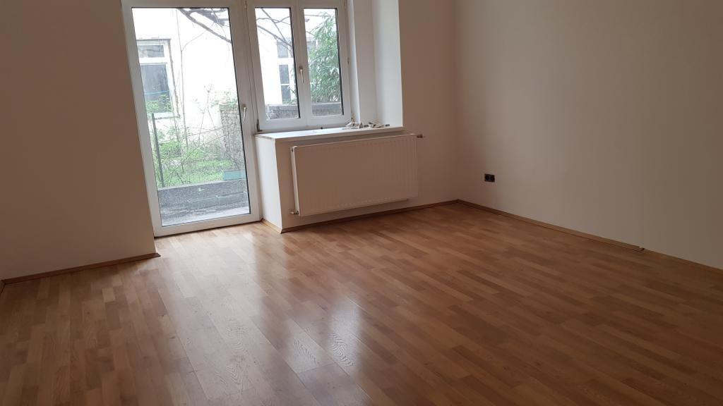 Ausgang zur Terrasse