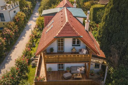 "Wo die Muse wohnt!"