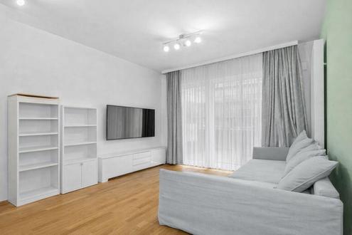 "3-Zimmer-Wohnung mit Balkon in Seestadt!"