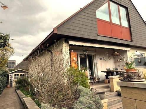 "Gepflegte Doppelhaush�lfte mit Garage!"