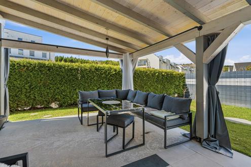 "Reihenhaus-4 Zimmer- Garten- Terrasse"