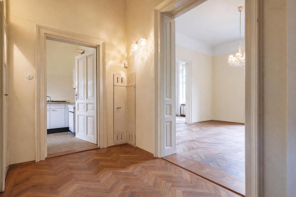 Hochparterre Vorraum Iststand