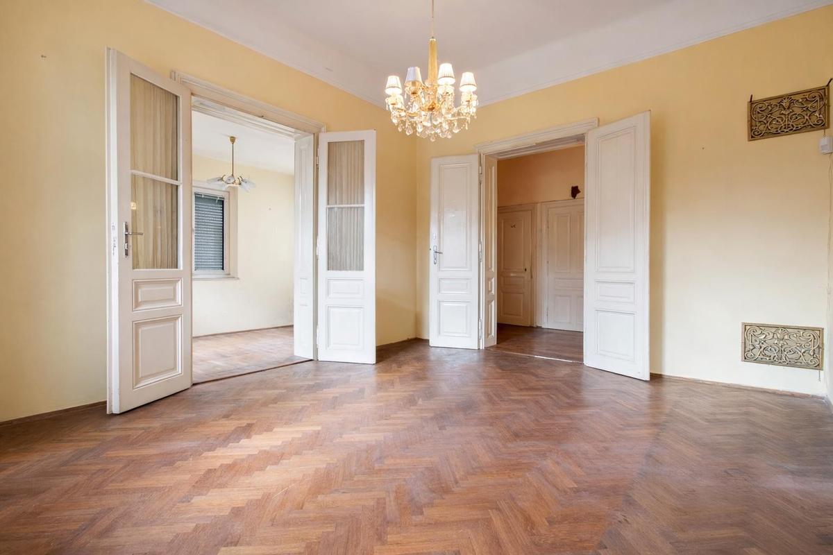 Hochparterre, Zimmer Iststand