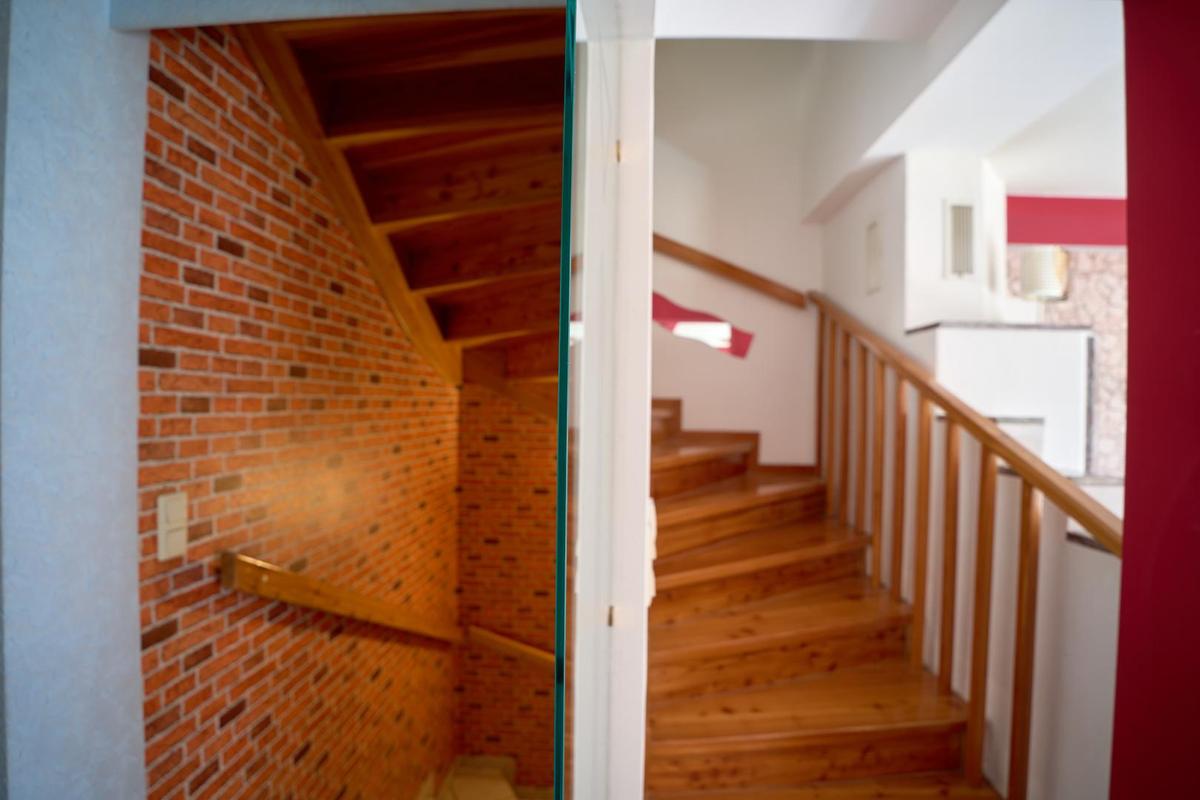 008_Stiegenauf und Abgang