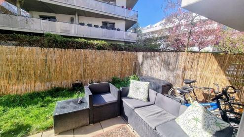 Q11: West-GARTENWOHNUNG mit K�hlung + M�BELABL�SE M�GLICH (VB ~ ? 5000)