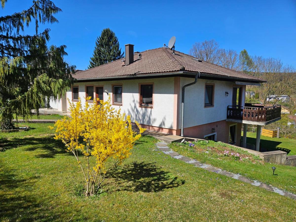 MEHRFAMILIENHAUS SCH�NE LAGE IN INNERMANZING