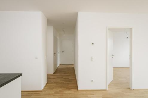 AB Juli 2026/ Moderne Anlage, 3 Zimmer mit Loggia n�he Wien