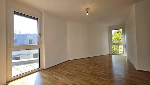 Coole 2-Zi-DG-Wohnung mit kl. Terrasse in ruhiger Lage