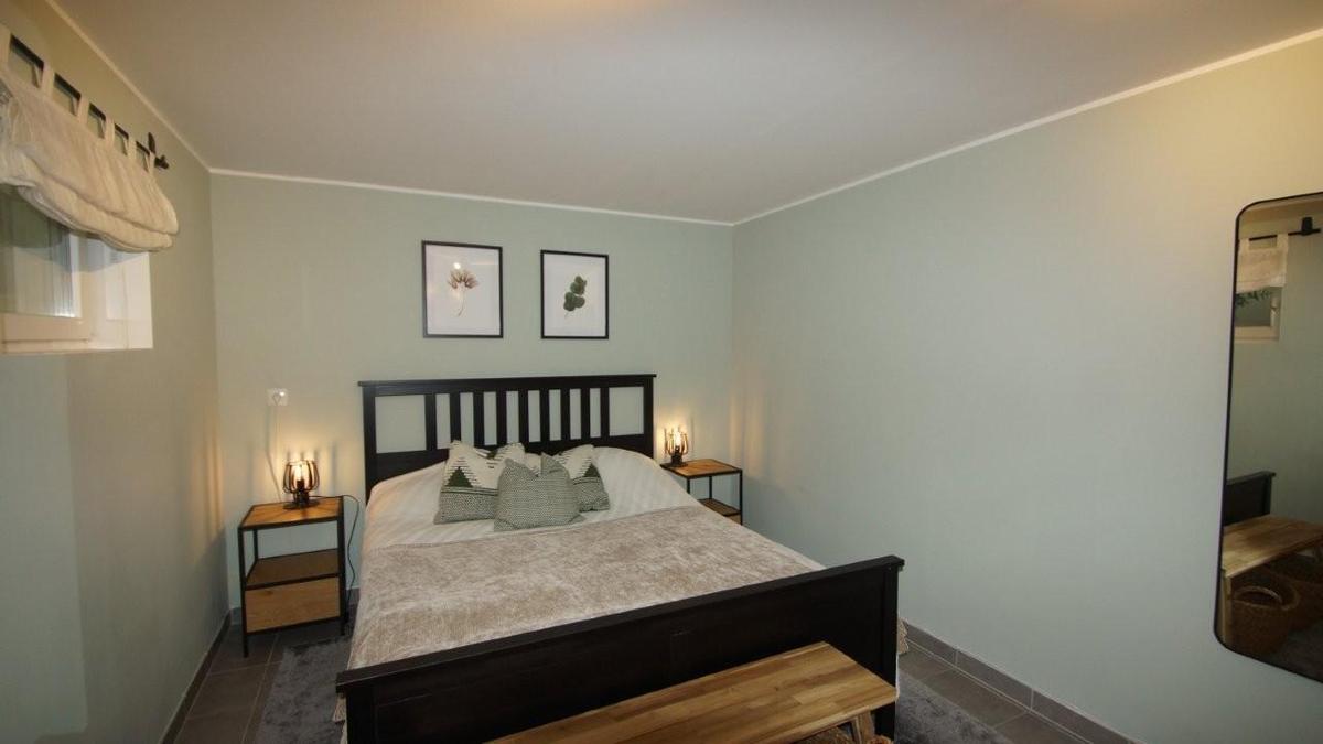 32 G�stezimmer Keller RH 1220