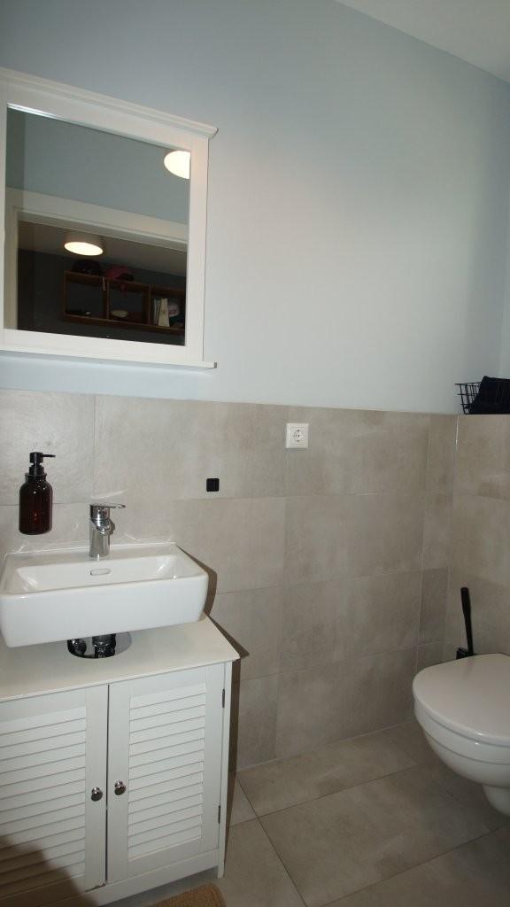 35 G�ste WC EG RH 1220