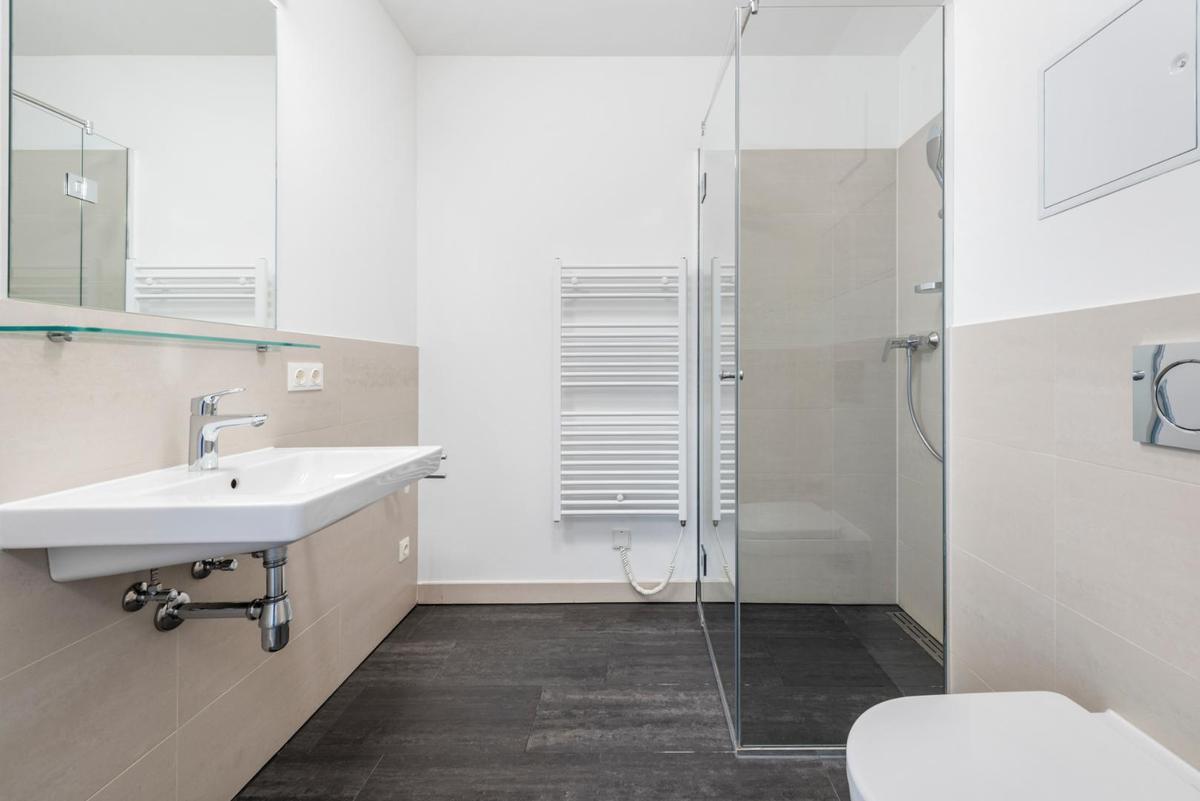 PMP273-AN-24823-JFW324_005