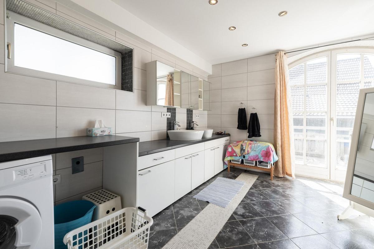 13 Badezimmer