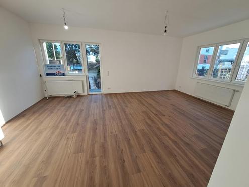 Erstbezug nach Kernsanierung ? Gro�z�gige Gartenwohnung in zentraler Lage