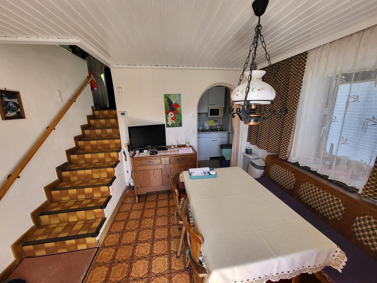Esszimmer mit K�che