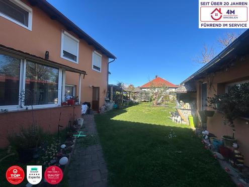 Stilvolles Zweifamilienhaus mit gro�em Privatgarten ? Gro�z�giges Wohnen auf zwei Ebenen