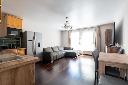 "3 Zimmer, m�bliert, Garage"