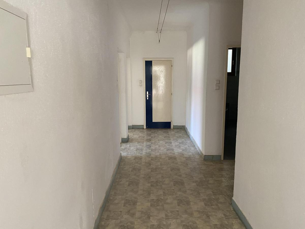 11 Vorzimmer