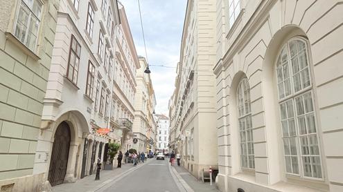 HERRSCHAFTS ZEITEN, B�ckerstrasse 1010 Wien